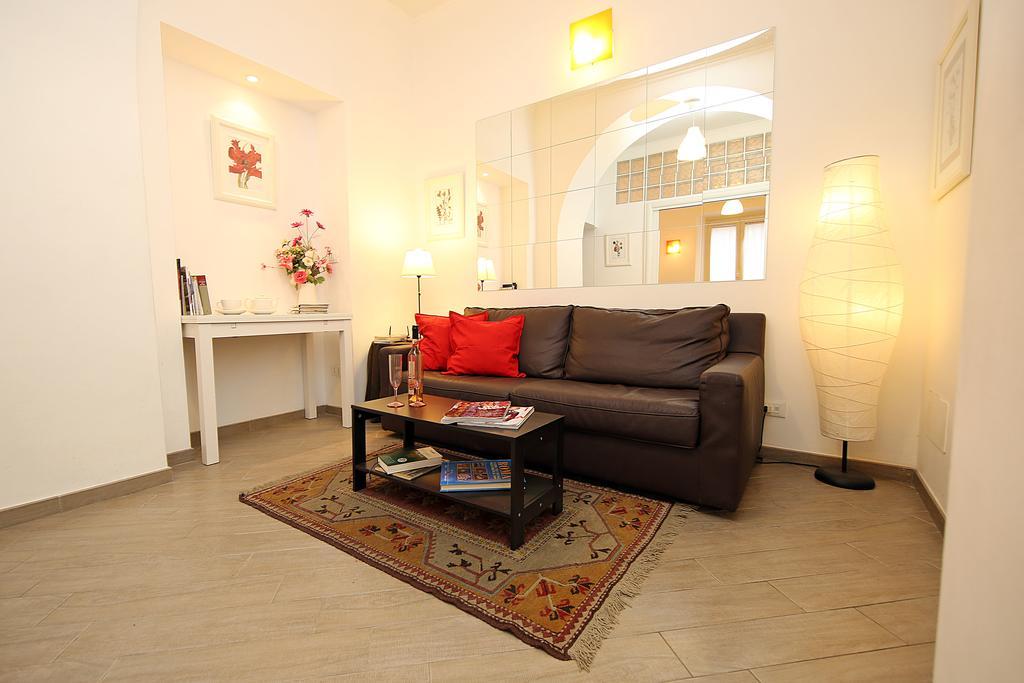 Great Central Apartment — Photos 1